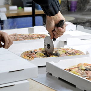 Your Buying Guide to Start a Pizza Business