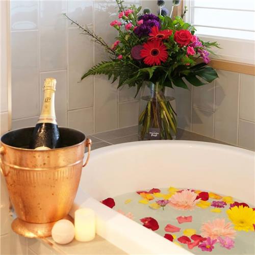 Champagne Bucket Ribbed Copper Finish (2/12)