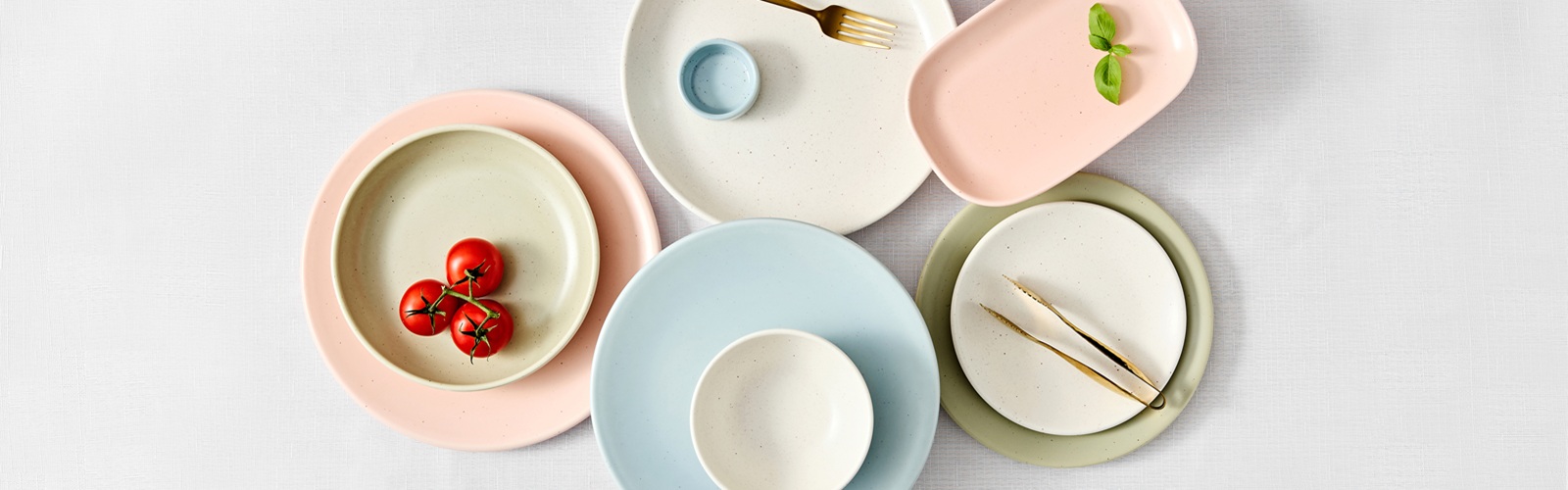 How to Mix & Match Tableware Crockery Colours for Modern Hospitality 